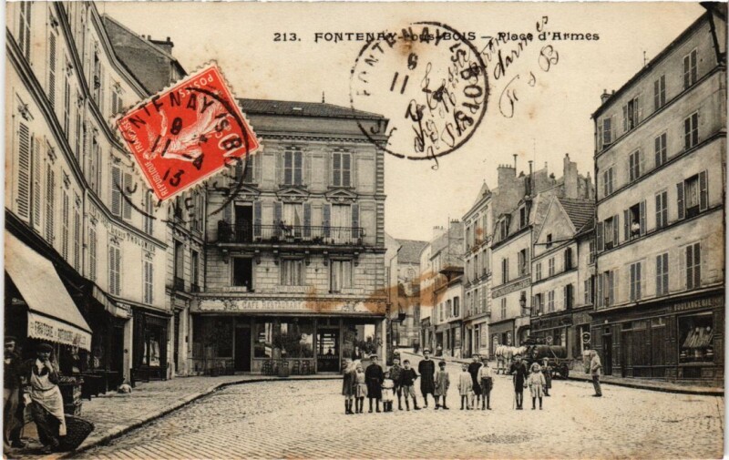 Carte postale ancienne Fontenay sous Bois Place d'Armes France à Fontenay-sous-Bois