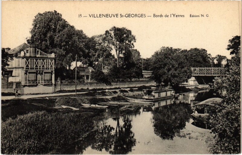 Carte postale ancienne Villeneuve St.Georges Bords de l'Yerre France
