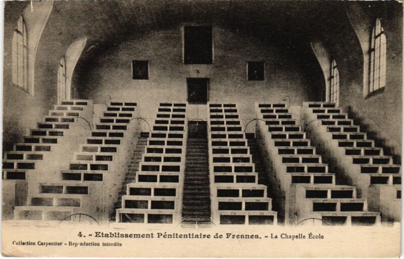 Carte postale ancienne Fresnes La Chapelle Ecole France à Fresnes