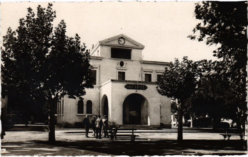 Carte postale ancienne Berre-l'Etang La Mairie