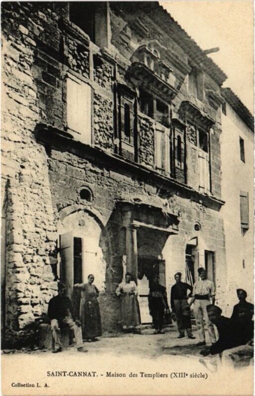 Carte postale ancienne Saint-Cannat Maison des Templiers à Saint-Cannat