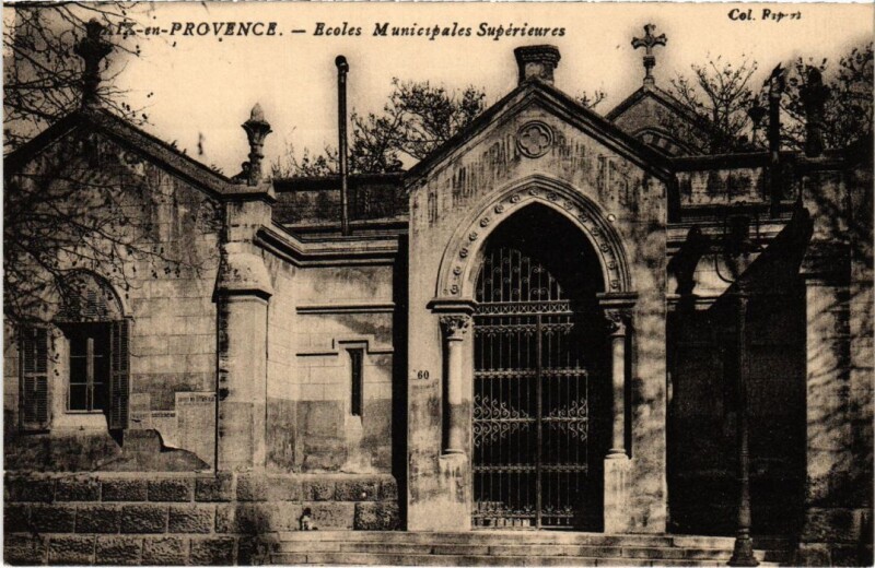 Carte postale ancienne Aix-en-Provence Ecoles Municipales Superieures à Aix-en-Provence