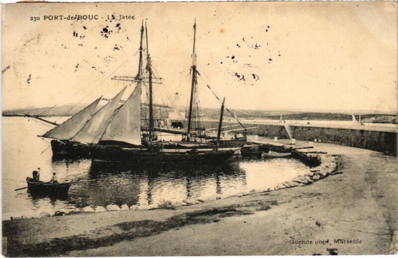 Carte postale ancienne Port-de-Bouc La Jetee à Port-de-Bouc
