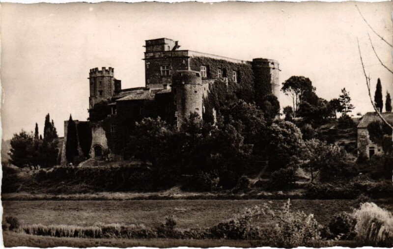 Carte postale ancienne Aix-en-Provence Environs - Chateau de Lourmarin à Aix-en-Provence