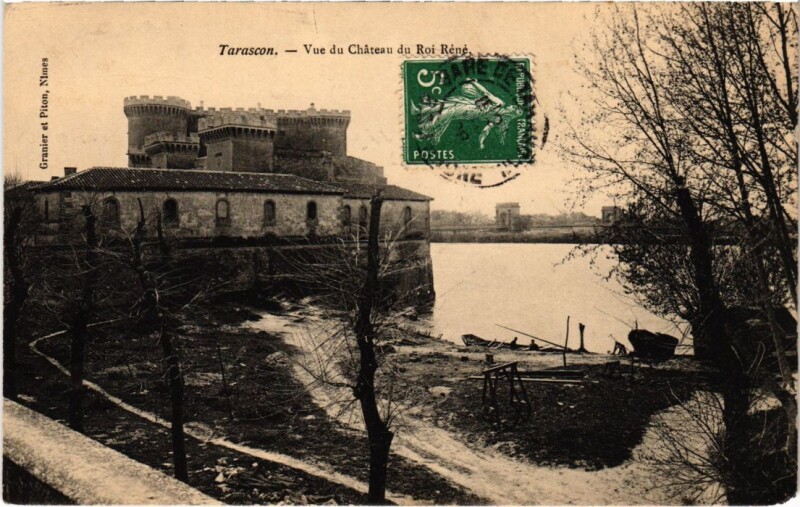 Carte postale ancienne Tarascon Vue du Chateau du Roi Rene à Tarascon