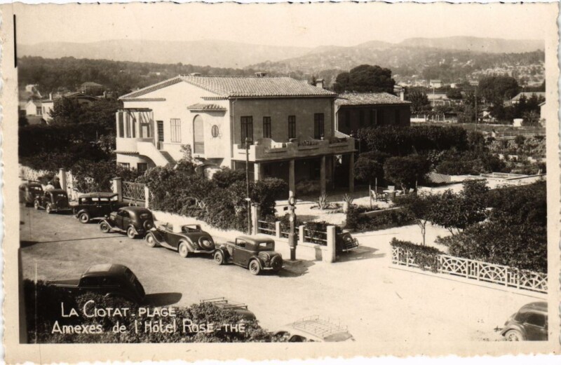 Carte postale ancienne La Ciotat Plage - Annexes de l'Hotel Rose-The à La Ciotat