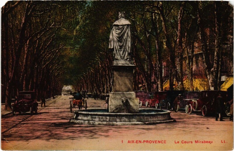 Carte postale ancienne Aix-en-Provence Le Cours Mirabeau à Aix-en-Provence