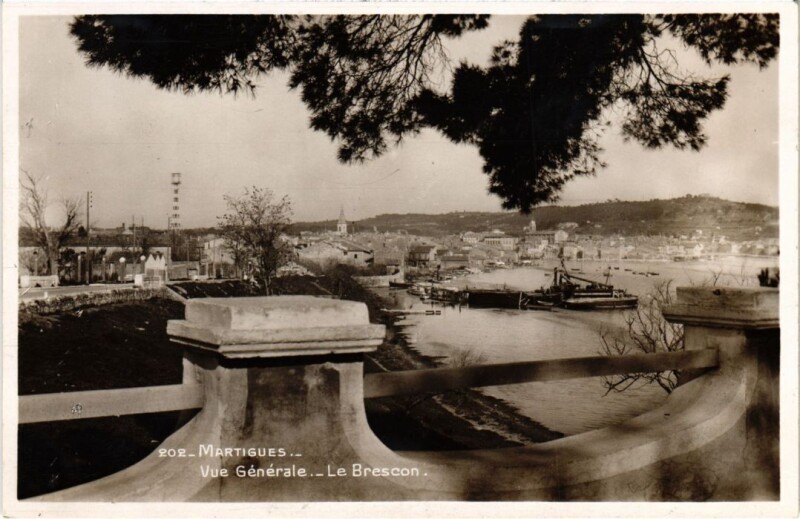 Carte postale ancienne Martigues Vue Generale - Le Brescon à Martigues