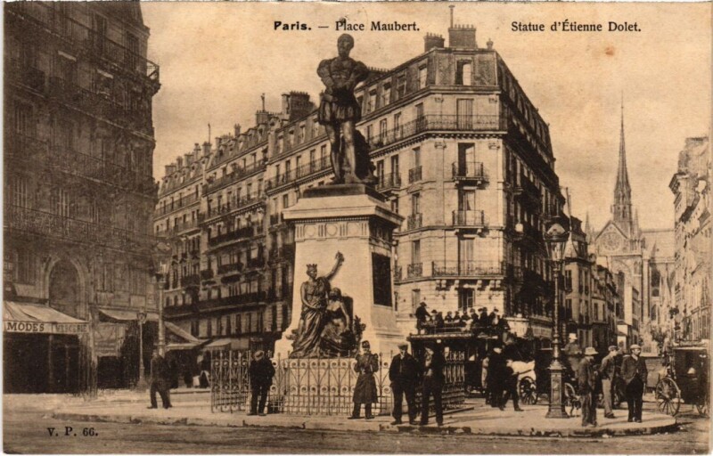 Carte postale ancienne Paris 5e Statue d'Etienne Dolet Place maubert à Paris 5e