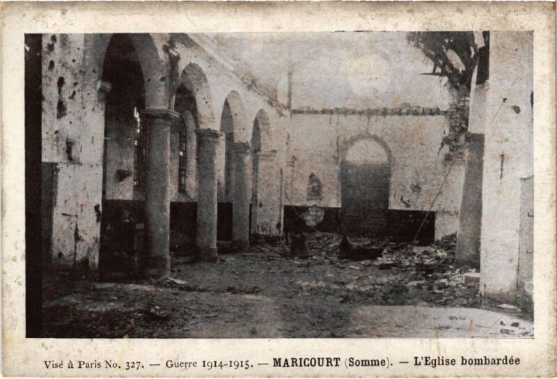 Carte postale ancienne Maricourt L'Eglise Bombardee à Maricourt