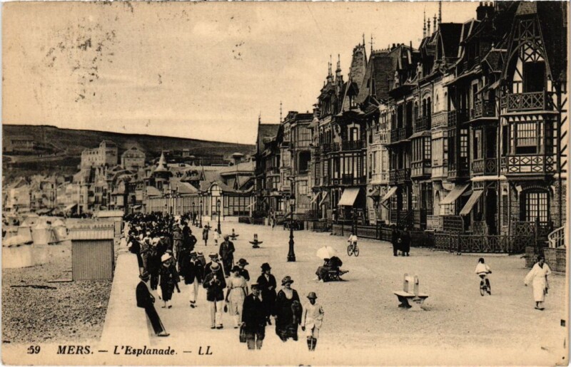 Carte postale ancienne Mers-les-Bains L'Esplanade à Mers-les-Bains