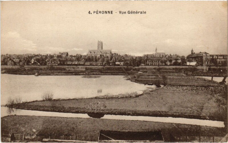 Carte postale ancienne Peronne Vue Generale