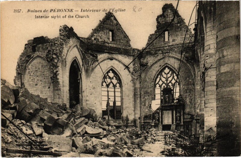 Carte postale ancienne Peronne Ruines - Interieur de l'Eglise