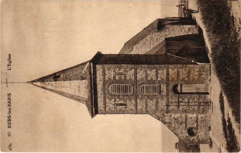 Carte postale ancienne Mers-les-Bains L'Eglise à Mers-les-Bains