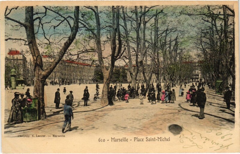 Carte postale ancienne Marseille Place Saint-Michel à Marseille