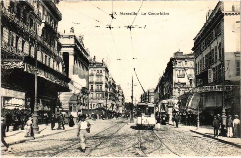 Carte postale ancienne Marseille La Cannebiere à Marseille