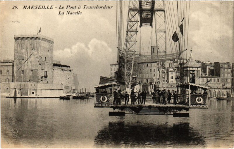 Carte postale ancienne Marseille Le Pont a Transbordeur - La Nacelle à Marseille