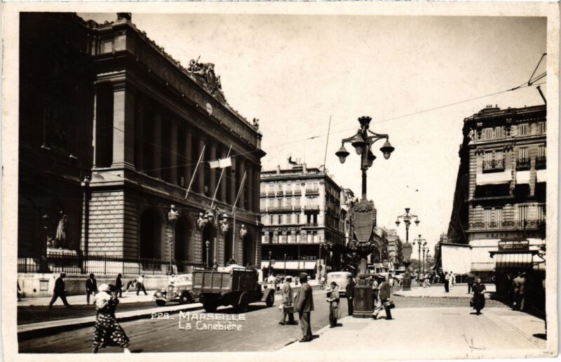 Carte postale ancienne Marseille La Cannebiere à Marseille