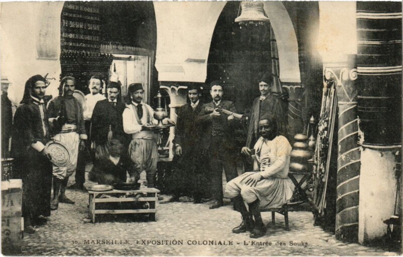 Carte postale ancienne Marseille Exposition Coloniale - L'Entree des Souks à Marseille