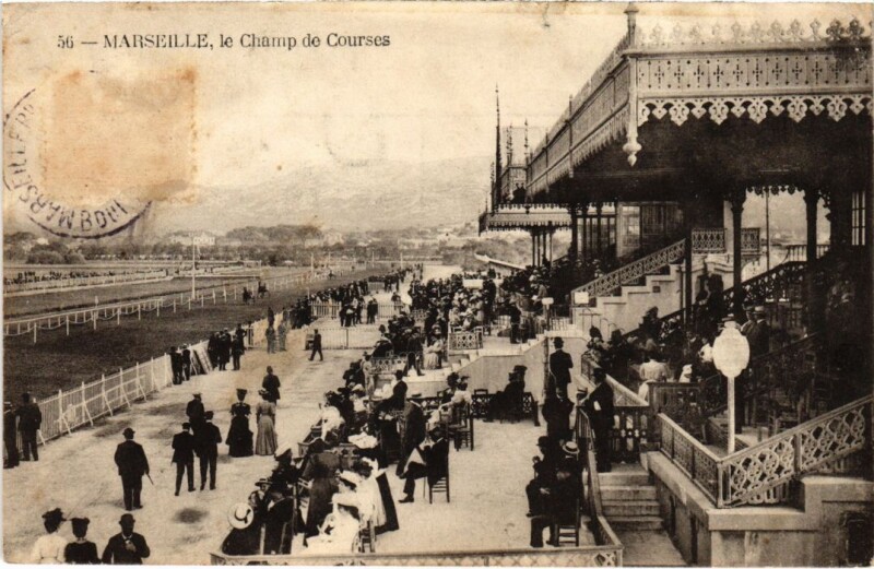 Carte postale ancienne Marseille Le Champ de Courses à Marseille