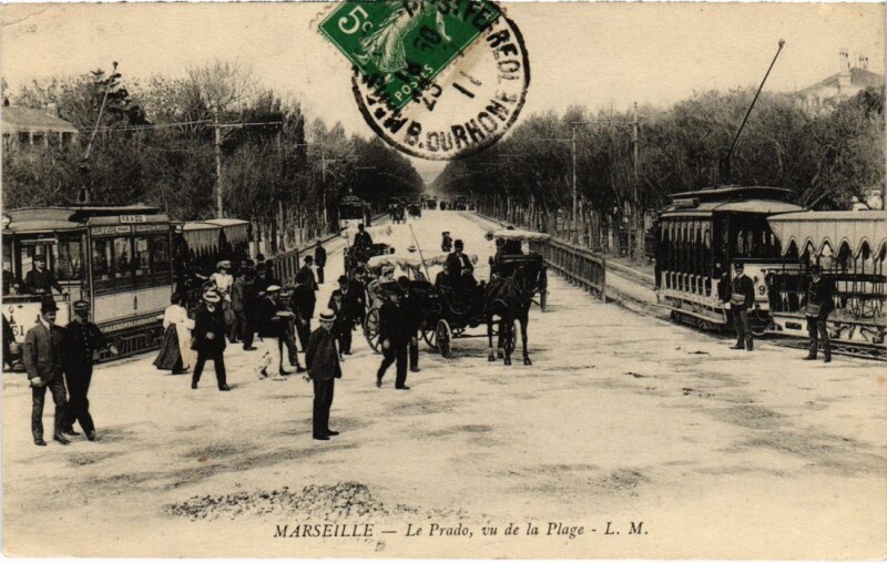 Carte postale ancienne Marseille Le Prado vu de la Plage à Marseille