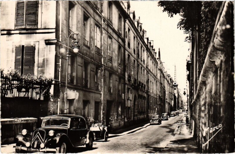 Carte postale ancienne Paris 4e Rue Saint-Louis-en-Ile à Paris 4e