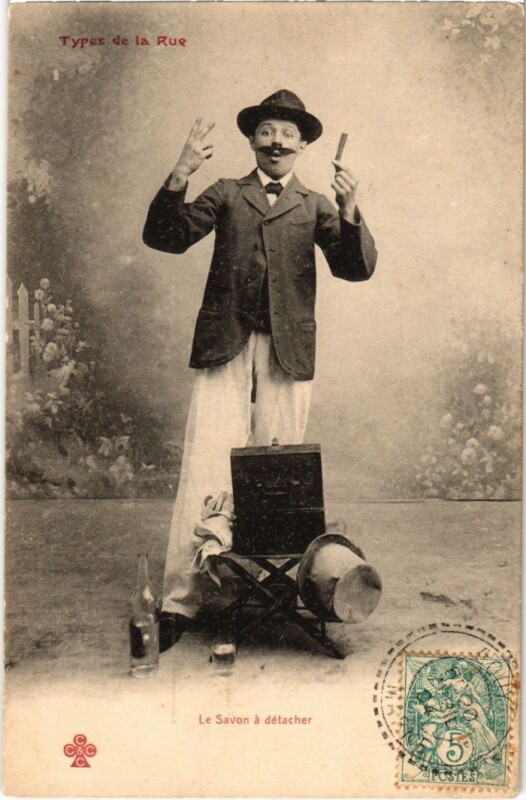 Carte postale ancienne Paris Types de la Rue Le Savon a detacher