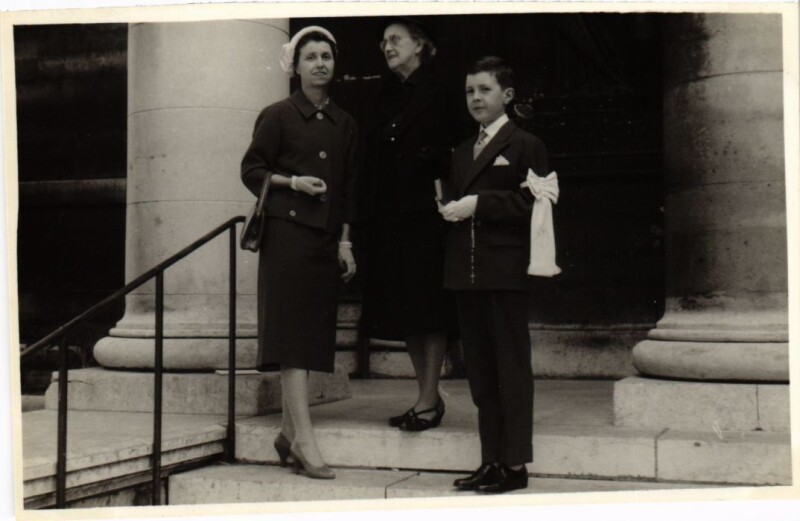 Carte postale ancienne Carte photo 8 juin 1958 vie d'une famille a Paris