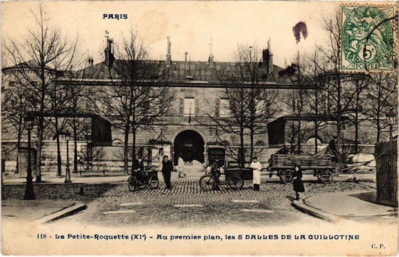 Carte postale ancienne Paris 11e La Petite-roquette 5 Dalles de la Guillotine à Paris 11e