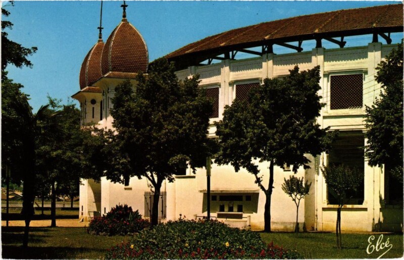 Carte postale ancienne Dax Entree principale des Arenes