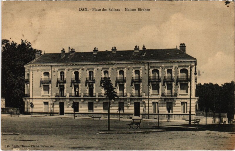 Carte postale ancienne Dax Place des Salines Maison Biraben