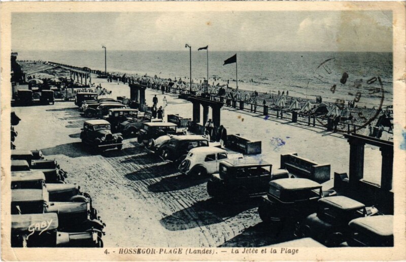 Carte postale ancienne Hossegor La Jetee et la Plage