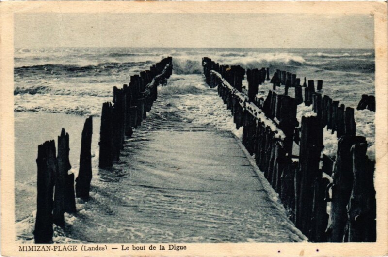 Carte postale ancienne Mimizan les Bains Le bout de la Digue à Mimizan