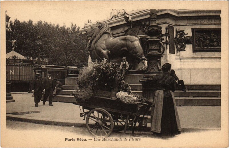 Carte postale ancienne Paris Vecu. Marchande de Fleurs