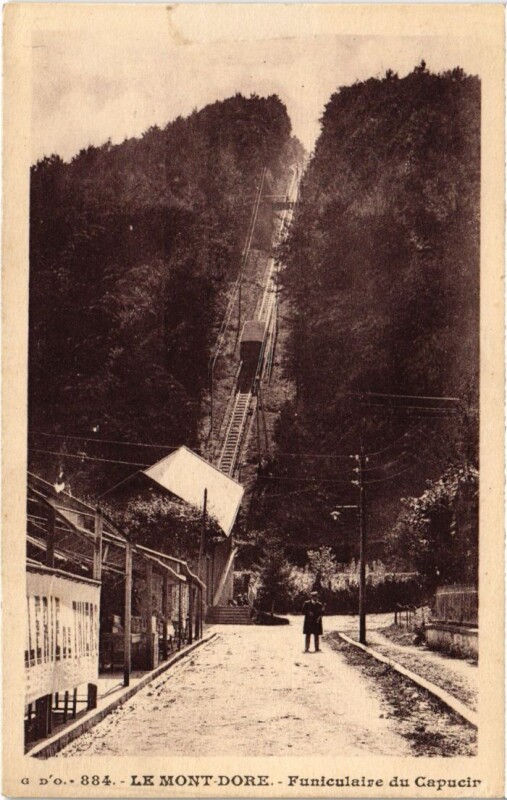Carte postale ancienne Le Mont Dore Funiculaire du Capucin France à Mont-Dore