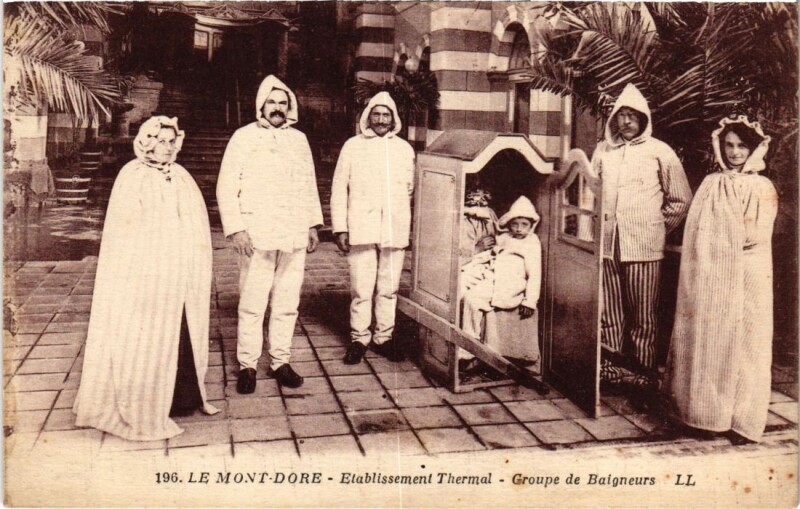 Carte postale ancienne Le Mont Dore Etablissement Thermal France à Mont-Dore
