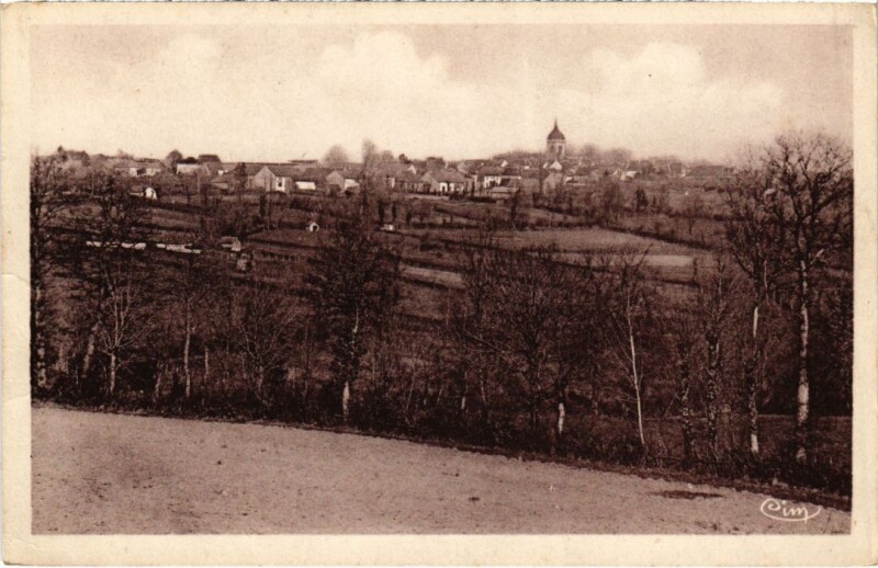 Carte postale ancienne St Gervais-d'Auvergne Sa Vue Generale -Centre touristique France