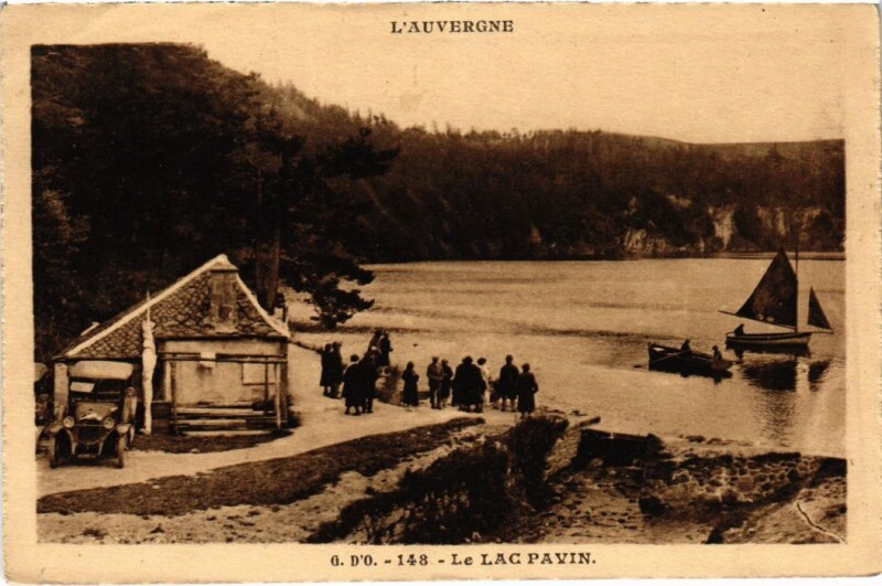 Carte postale ancienne Le Lac Pavin France
