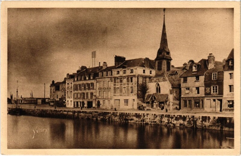Carte postale ancienne Honfleur Bassin de l'Ouest, Quai St.Etienne France à Honfleur