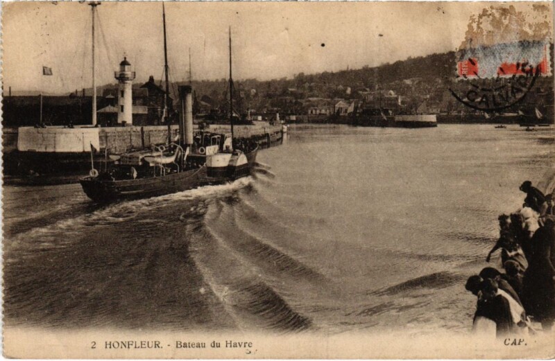 Carte postale ancienne Honfleur Bateau du Havre France à Honfleur