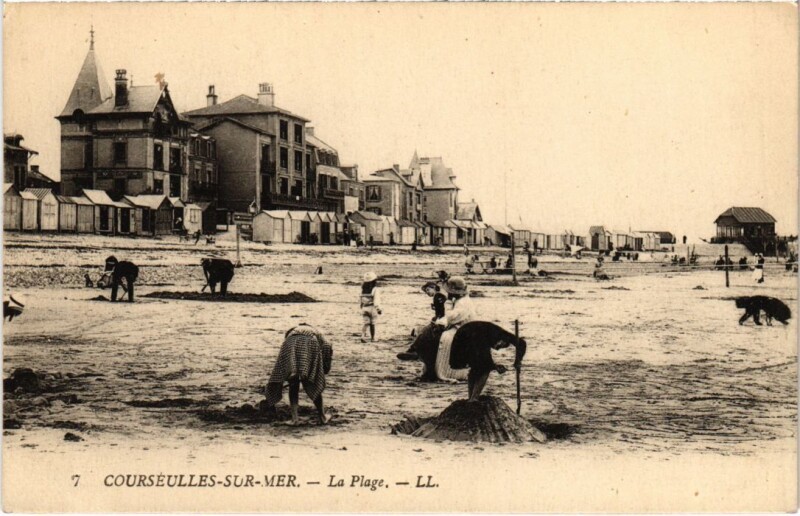 Carte postale ancienne Courseulles La Plage France