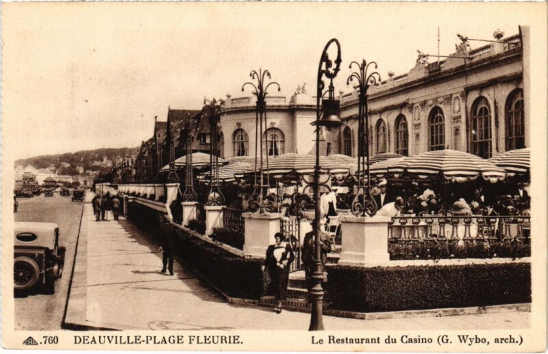 Carte postale ancienne Deauville Le Restaurante du Casino France à Deauville