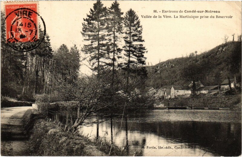 Carte postale ancienne Env de Conde-sur Noireau Vallee de la Vere-La Verrerie France
