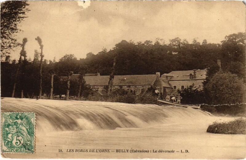 Carte postale ancienne Bully Le deversoir France