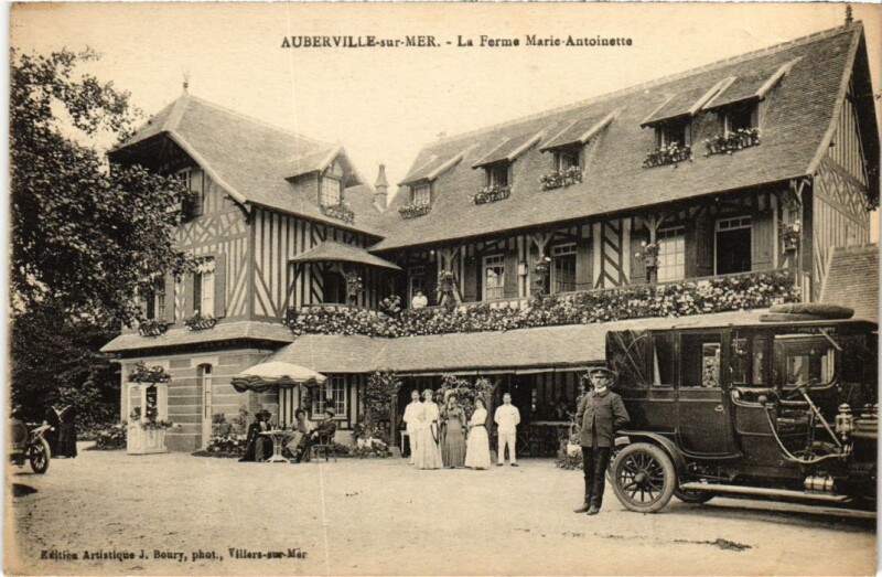 Carte postale ancienne Auberville s Mer La Ferme Marie-Antoinette France à Auberville
