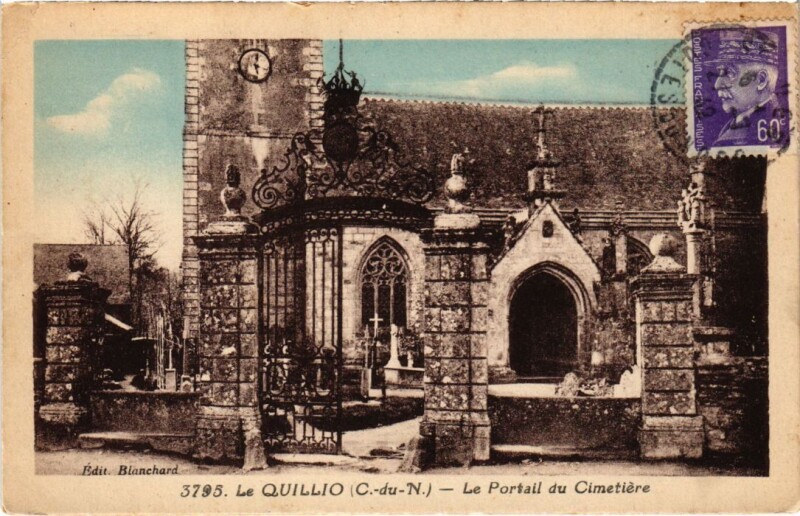 Carte postale ancienne Le Portail du Cimetière au Quillio