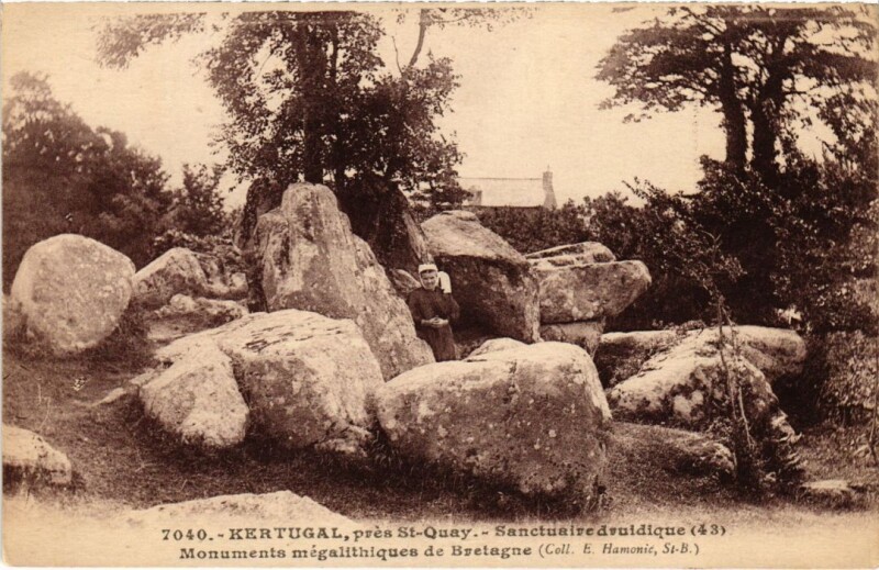 Carte postale ancienne Kertugal pres Saint-Quay - Sanctuaire Druidique