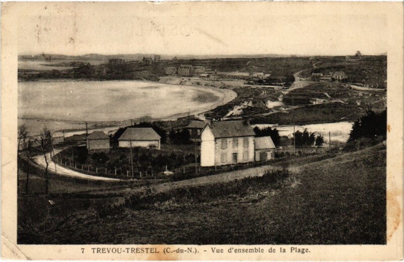 Carte postale ancienne Trevou-Trestel Vue d'Ensemble de la Plage