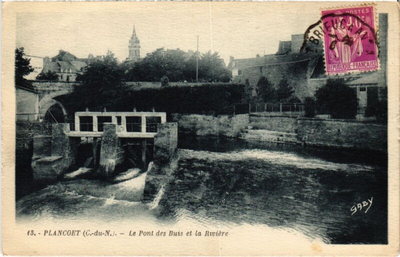 Carte postale ancienne Plancoet Le Pont des Buis et la Riviere