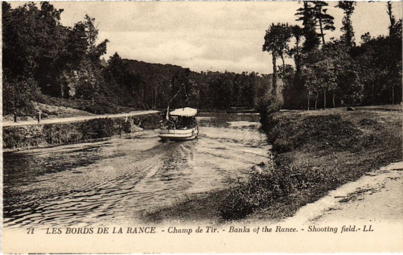 Carte postale ancienne Bords de la Rance - Champ de Tir